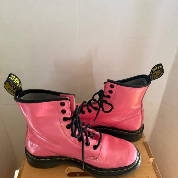 Dr. Martens Womens Size 7 Pink Patent Leather 1460 Lace-Up Ankle Combat Boots - Picture 6 of 16